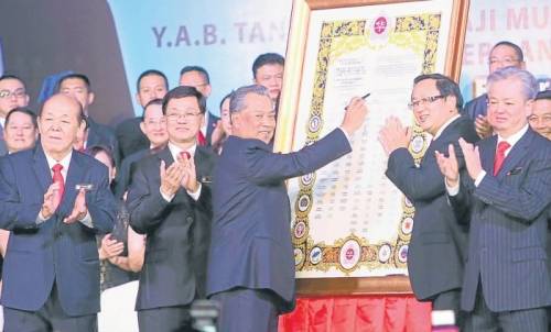 关注华小需求大马副相承诺解决华文教师短缺问题