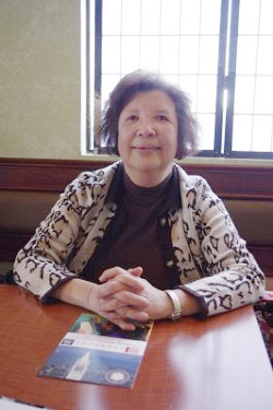 �������ݴ�ѧ��������У�ٰ컪��ʦ����ѵ��