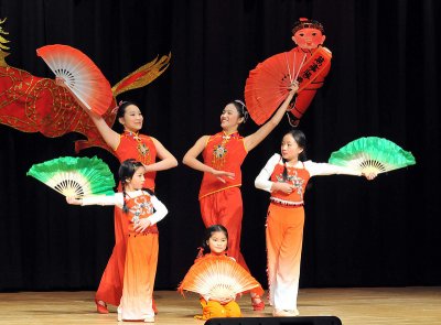 美国新泽西一中文学校举行20年校庆市长出席