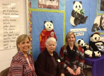 美国亚拉巴马州橡树山小学10年后重开中文课