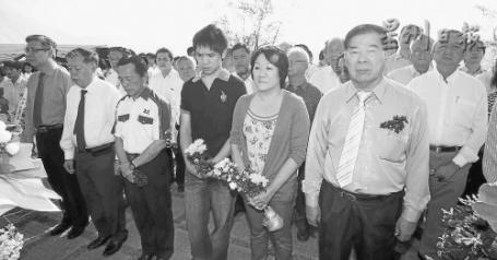 大马华教先贤林晃升逝世12周年华教人士举行公祭