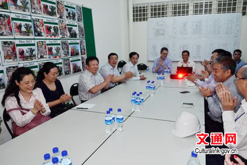 新加坡中国文化中心将竣工段洁龙大使视察工地