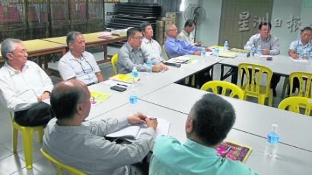 大马华教界:非华裔老师执教恐改变华小本质