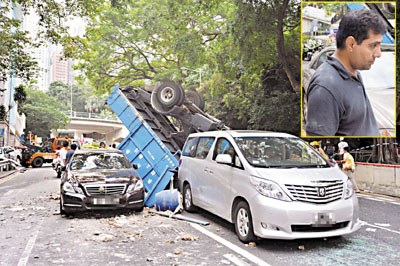 香港一货车下山途中突高速俯冲酿8车连环相撞事故