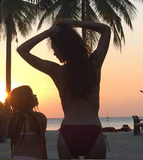 ���˺�ķɹ��Ů�Ȼ�������ά�������÷��ԸУ�ͼ��