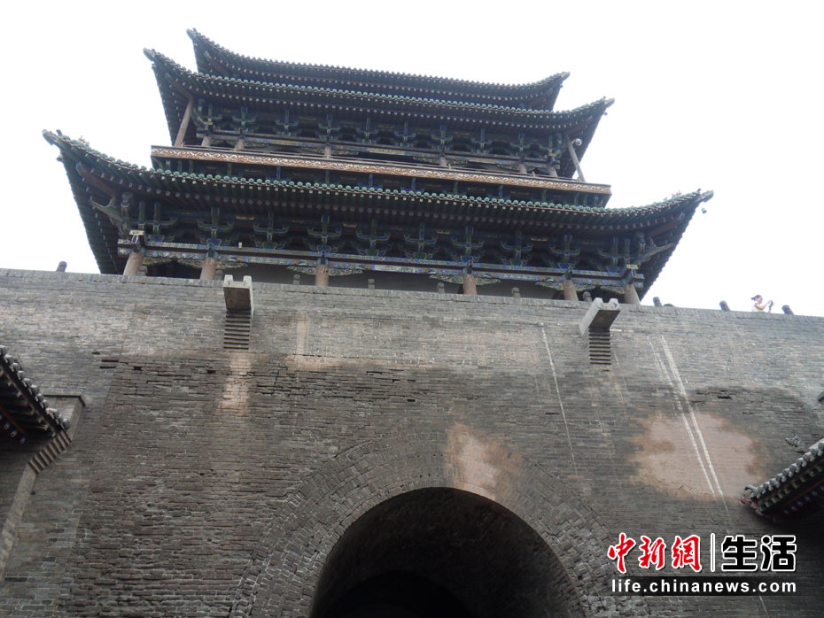 �ƾ����Ĳ�����������κ���ɽ����ң��(10)