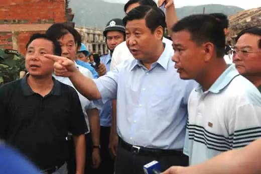 看那些年习大大如何抗击台风