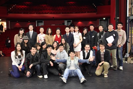 全荷中国学联在鹿特丹举办联欢庆中荷建交40周年