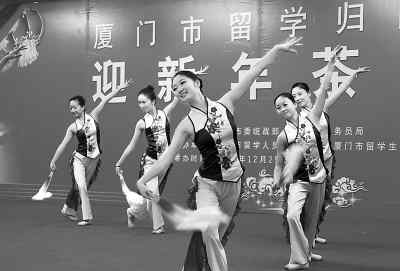 ����������֯������ʽ����չ��֯�������Դ���ǿ