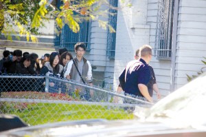 南加大遇害中国留学生家长凭吊子女追忆生前往事