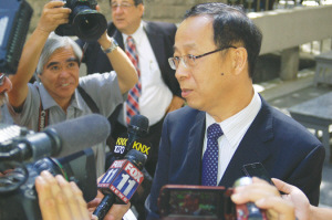 中领馆官员:对南加大枪击案审理再延期表示失望