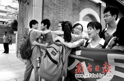 留学低龄化趋势明显中考弃考生备战“洋中考”