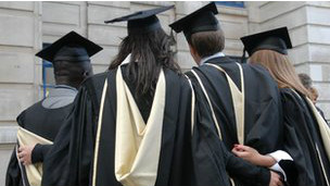 英国收紧移民政策过半留学生感觉“不太受欢迎”