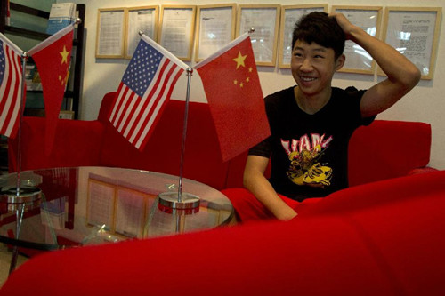 中国赴美读高中小留学生8年增50倍盘点背后利弊