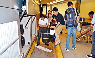 加卑诗大学国际新生中华裔占八成院长亲自接机