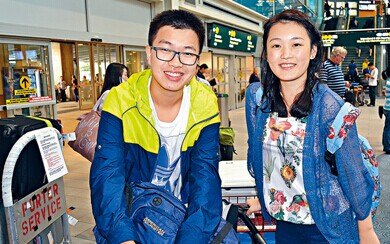 超百名中国尖子大学生赴加国各大学短期实习(图)