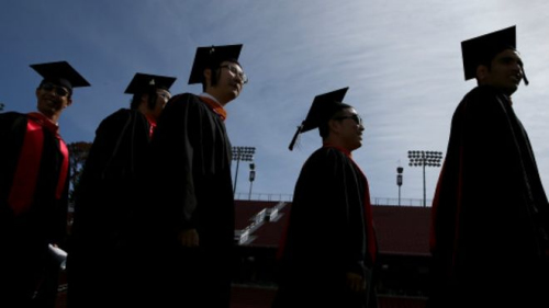 ����γ̳����Ӣ��ѧ;�������й���ѧ����ӭ