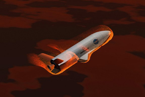 美X-37B飞行器着陆外界猜测其为卫星杀手(图)