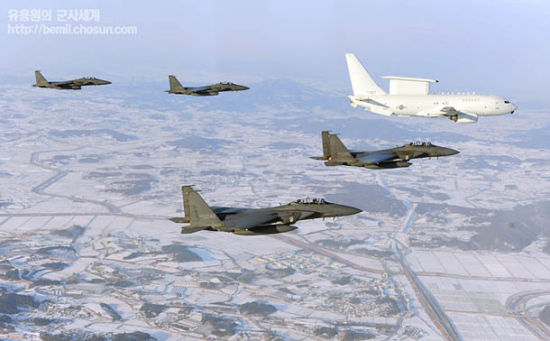 ����F-15K�����𽢱����������Ǻ������鵺��