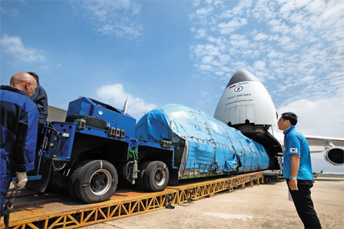 “罗老号”一级火箭运抵韩国计划10月份发射