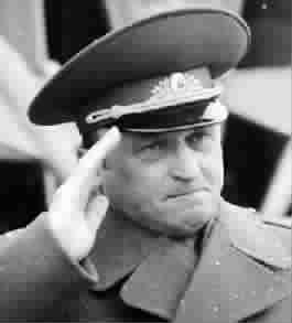 俄已故防长曾在苏联政变中倒戈改变俄罗斯命运