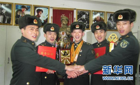 2012年度国内十大网络热点军事人物盘点(组图)(7)