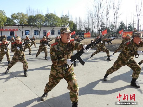 安徽巢湖武警展开2013年度军事训练(图)
