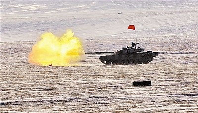 ��������װ��Ӫ�Ϻ�����6��̹�˵ڶ���������