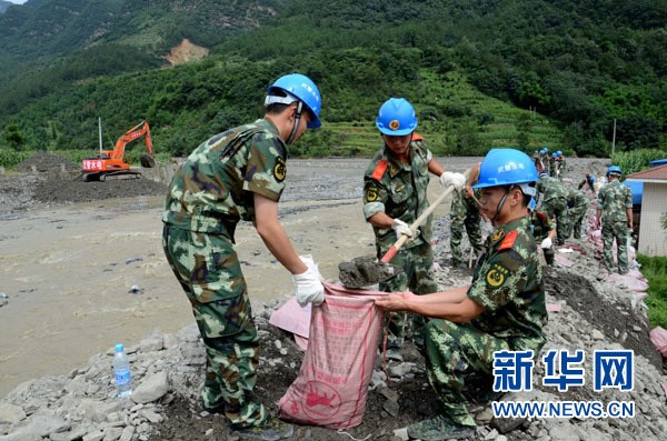 武警水电十支队争分夺秒排除北川泥石流险情