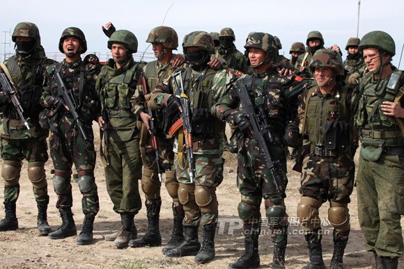 专家:中俄联演双方特战部队将交换使用武器