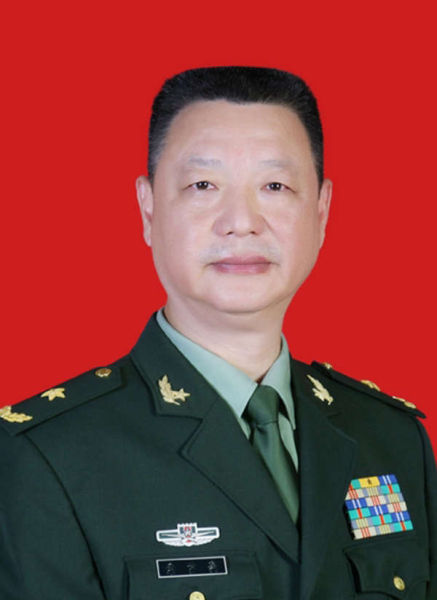 驻香港部队政委岳世鑫晋升中将(图)