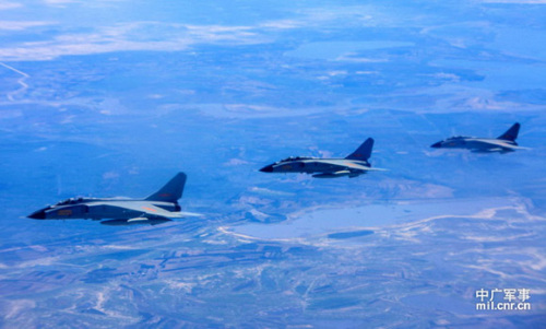 中国飞豹战机轰炸能力超轰-6航程近4000公里(图)