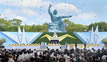 �ձ������г���������Ѹ�������˵�ͷ������ͼ��