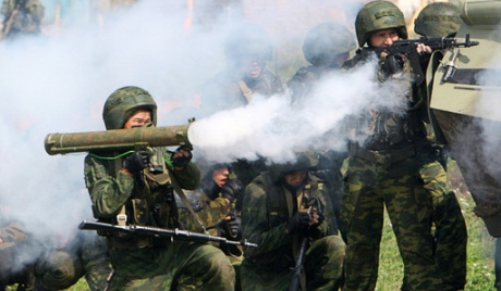 中俄“和平使命-2013”反恐演习结束(图)