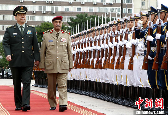 常万全与也门国防部长会谈称两国友谊源远流长
