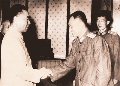 空24师暗夜击落国民党“蝙蝠中队”侦察机(图)