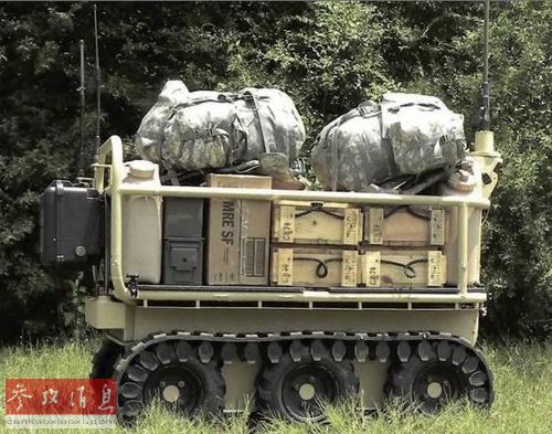 美媒:持枪机器人即将与人并肩作战(图)