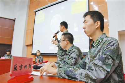 北京理工大学国防生围绕国防安全开展辩论赛(图)