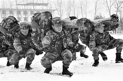 �Ͼ�����ĳ�ÿ�չ���ܱ���ٱ�ѩ�п�Բľ����