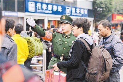 �侯�ٱ���������ִ�ڰ�����ÿ����ǽ��ѣ�ͼ��