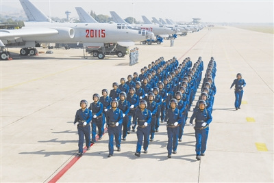 �վ����ձ�ĳʦ������ѵ��ץѵ������淶��ͼ��