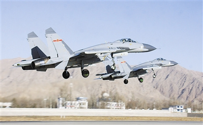 空军航空兵某团组织战机开展实战化对抗训练(图)