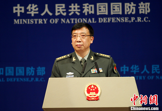 中国军方称将积极配合政府部门坚决打击暴恐活动