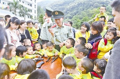 �侯սʿΪ���ӽ���������ʶ��չ����������ͼ��