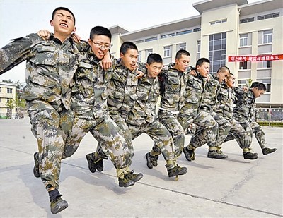 ��38���ž�ĳ����ĩ�����˶���ٱ����������