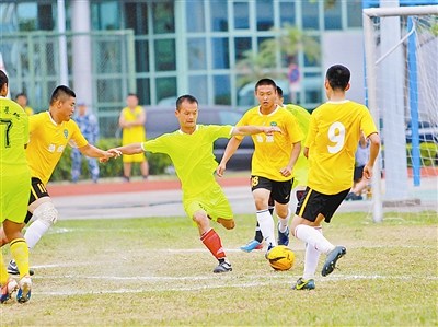 驻香港部队广泛开展各种体育活动强健官兵体魄