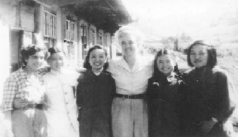 被俘美军供述在朝鲜细菌战:投弹内装带病菌昆虫