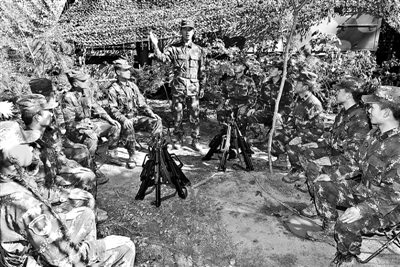 ����ĳ��Ұ��פѵ�ڼ���֯��Ա��չս������׼����