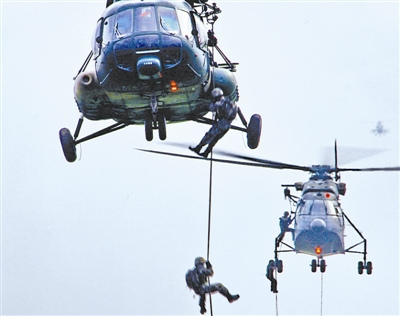 �Ͼ�����ĳ½������ĳĦ�������Ͽ�չ��������