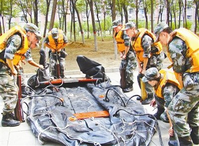 ʯ��ׯ½��ָ��ѧԺ��ѴӦ���ֶӽ��п��ٱ�������